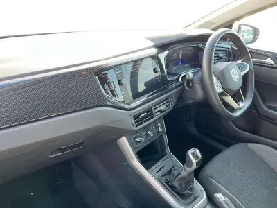Used VW Polo Life 95 HP (69 kW) 2023 Silver Hatchback