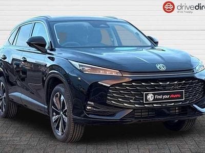 Metallic sterling silver New 2025 MG HS SE SUV | £21,241 (Good price)