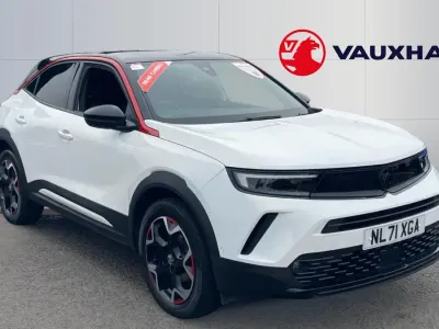Used Vauxhall Mokka SRi 100 HP (73 kW) 2021 White SUV