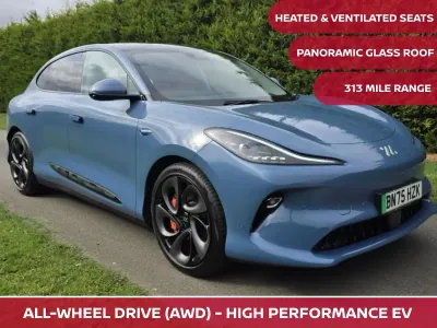 New MG IM6 553 kW (752 HP) 2025 Blue SUV