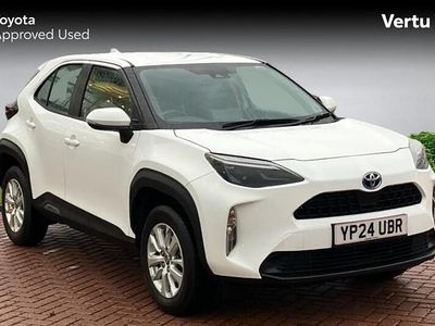 Used 2024 Toyota Yaris Hybrid Estate | £19,987 (Good price)