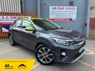 Używany Kia Stonic First Edition 118 KM (86 kW) 2018 Szary SUV
