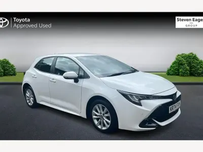 Used Toyota Corolla 2024 White Hatchback