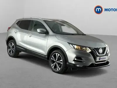 Used Nissan Qashqai N-Connecta 140 HP (102 kW) 2020 Silver SUV