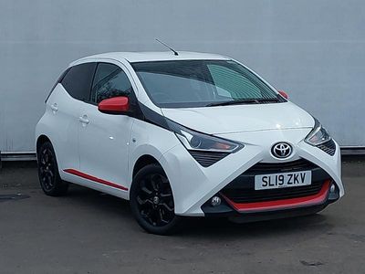Gebraucht Toyota Aygo Trend 72 PS (52 kW) 2019 Weiß Kleinwagen
