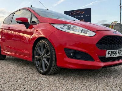 Used Ford Fiesta ST-Line 125 HP (91 kW) 2016 Red Hatchback