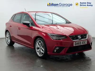 Usado Seat Ibiza FR 115 CV (84 kW) 2019 Rojo Utilitario