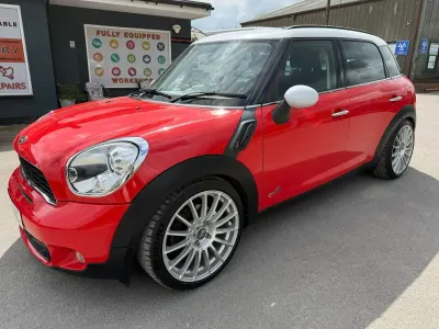 Używany Mini Cooper S 2011 Czerwony Hatchback
