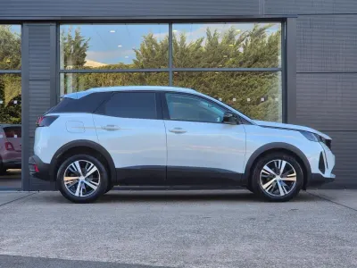 Used Peugeot 3008 Active+ 131 HP (96 kW) 2023 White SUV