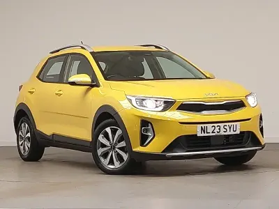 Used Kia Stonic 99 HP (72 kW) 2023 Yellow SUV