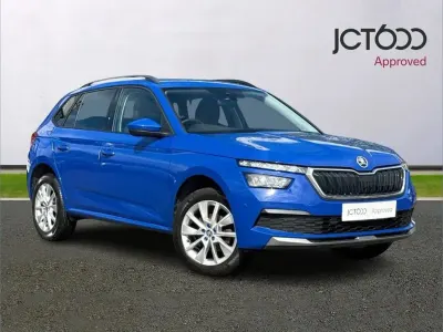 Usado Skoda Kamiq SE Drive 108 HP (79 kW) 2022 Azul SUV