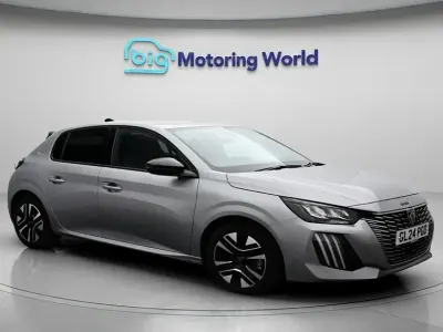Używany Peugeot 208 Allure 100 KM (73 kW) 2024 Szary Hatchback