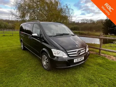 Usado Mercedes Viano 224 HP (164 kW) 2013 Preto Monovolume