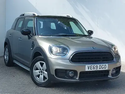 Used Mini Cooper Classic 136 HP (100 kW) 2019 Silver Hatchback