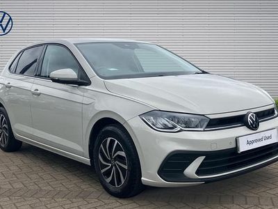 Begagnad VW Polo Life 95 HK (69 kW) 2023 Grå Halvkombi