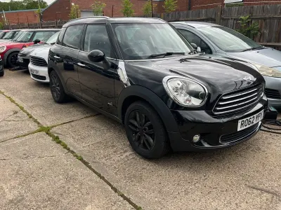 Used Mini Cooper D 112 HP (82 kW) 2012 Black Hatchback