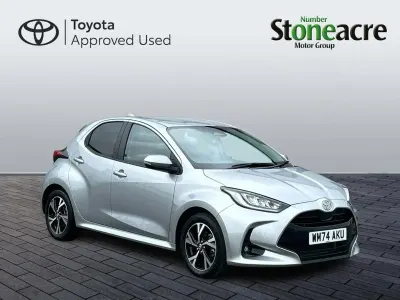 Used Toyota Yaris Design 116 HP (85 kW) 2025 Silver Hatchback