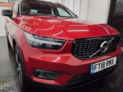 Used Volvo XC40 2018 Red SUV
