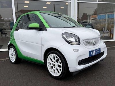 Used Smart ForTwo Cabrio Premium 60 kW (82 HP) 2017 Green Cabriolet