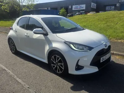Used Toyota Yaris Hybrid Design 2022 White Hatchback