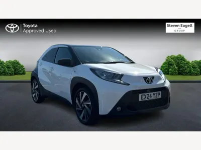 Used Toyota Aygo X 72 HP (52 kW) 2024 White SUV