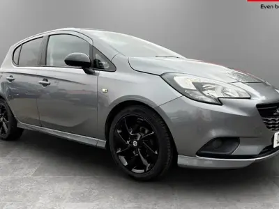 Used Vauxhall Corsa SRi 90 HP (66 kW) 2019 White Hatchback
