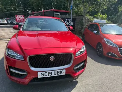 Used Jaguar F-Pace R-Sport 250 HP (183 kW) 2019 Red SUV