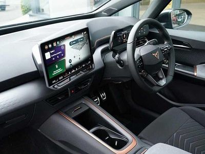 Begagnad Cupra Born e-Boost 169 kW (231 HK) 2025 Halvkombi
