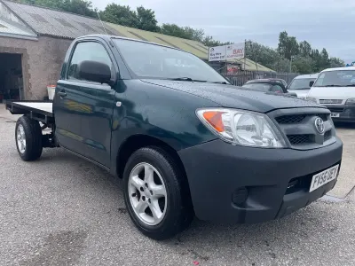 Used Toyota HiLux 2006 Green Pickup