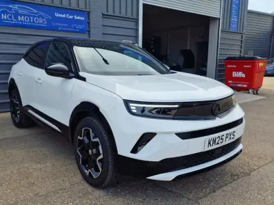 Used Vauxhall Mokka 136 HP (100 kW) 2025 White SUV