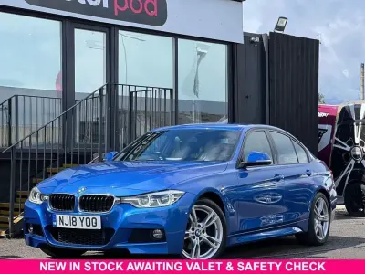Usado BMW 330e M Sport 2018 Azul Berlina