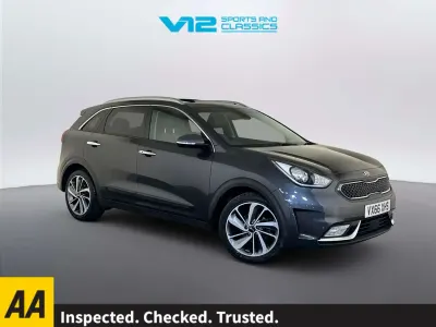Używany Kia Niro First Edition 139 KM (102 kW) 2016 Szary SUV