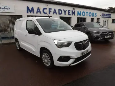 Used Vauxhall Combo S 100 HP (73 kW) 2023 White MPV