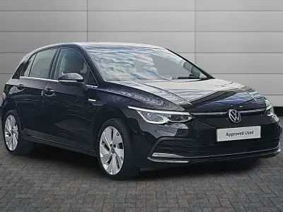 Used VW Golf VIII Style 130 HP (95 kW) 2022 Deep black Hatchback