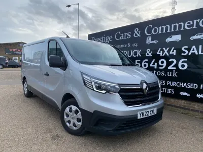 Used Renault Trafic Business 150 HP (110 kW) 2022 Grey MPV