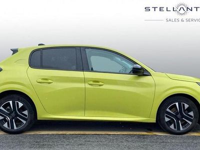 Used Peugeot 208 Allure 99 HP (72 kW) 2024 Hatchback