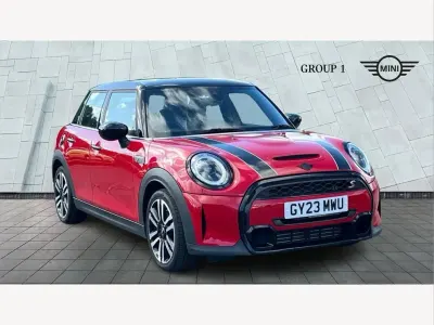 Used Mini Cooper S Exclusive 178 HP (130 kW) 2023 Red Hatchback