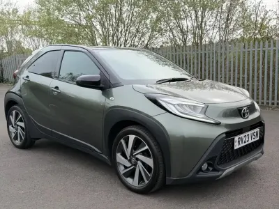 Used Toyota Aygo X 72 HP (52 kW) 2023 Green SUV