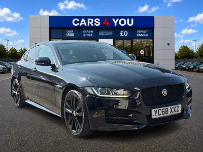 Used Jaguar XE R-Sport 240 HP (176 kW) 2018 Black Sedan