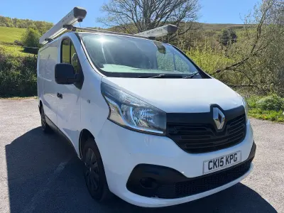 Used Renault Trafic Business 2015 White MPV