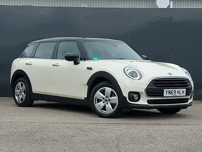 Used Mini Cooper Clubman Classic 136 HP (100 kW) 2019 White Estate