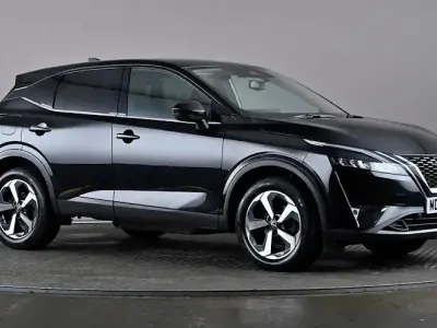 Used Nissan Qashqai N-Connecta 140 HP (102 kW) 2023 Black SUV