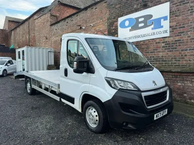 Usado Peugeot Boxer S 140 HP (102 kW) 2022 Branco Van