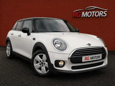 Used Mini Cooper Clubman Chili 136 HP (100 kW) 2018 Silver Estate