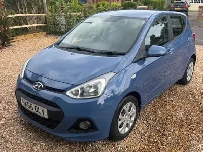 Used Hyundai i10 SE 2016 Blue Hatchback