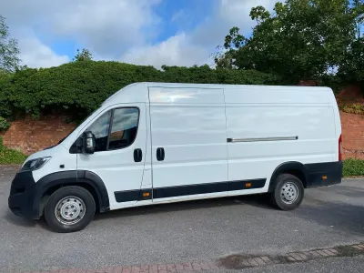 Used Citroën Relay 140 HP (102 kW) 2020 White Van