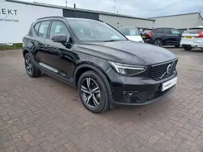Usado Volvo XC40 Plus 161 HP (118 kW) 2024 SUV