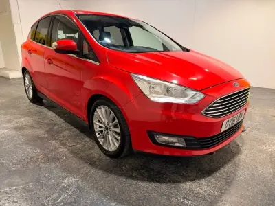 Używany Ford C-MAX Titanium 125 KM (91 kW) 2016 Czerwony Minivan