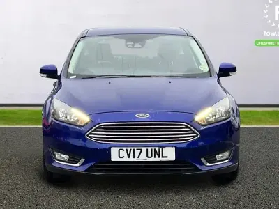 Used Ford Focus Titanium 125 HP (91 kW) 2017 Blue Hatchback