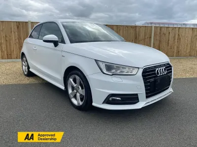 Used Audi A1 S-Line 95 HP (69 kW) 2015 White Hatchback